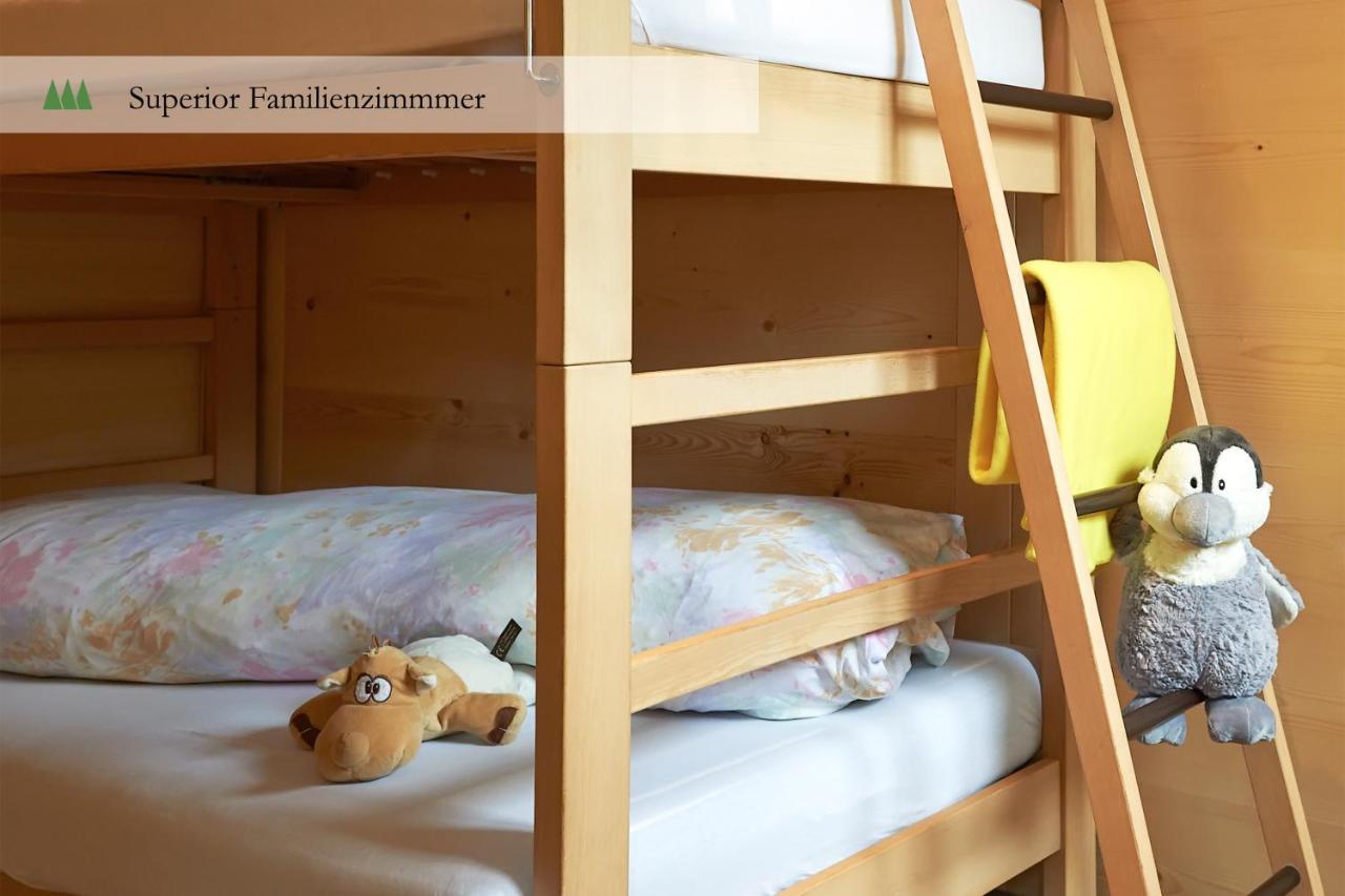 Waldrand Hotel Lenk